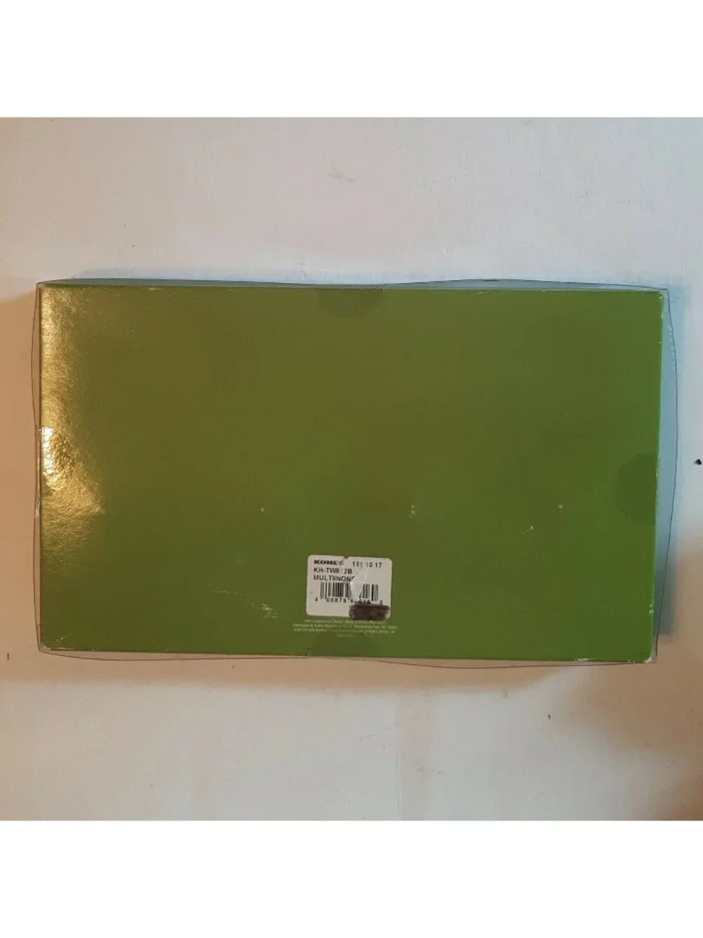 Set of 4 Green Leaf Shaped Tablecloth Weights New Picnic